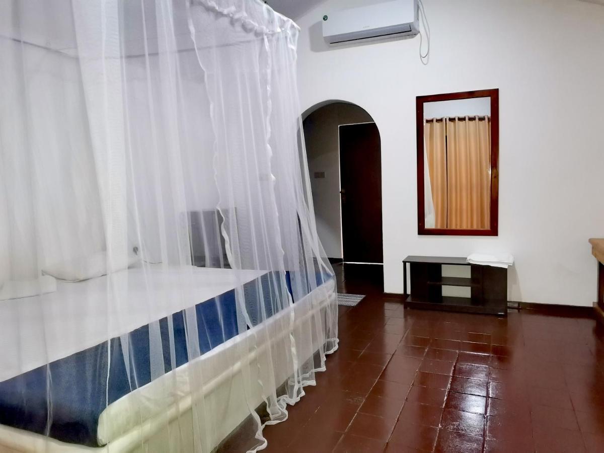 Helios Beach Resort Tangalle Buitenkant foto