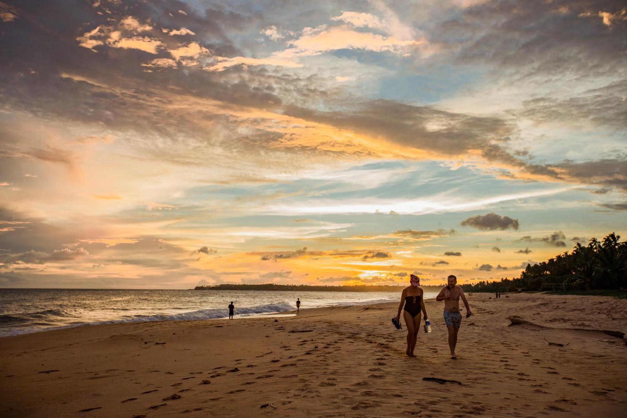Helios Beach Resort Tangalle Buitenkant foto